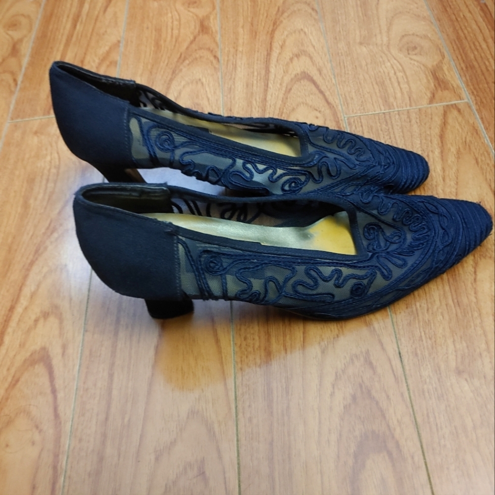 Classy Sheer Heels 9.5B